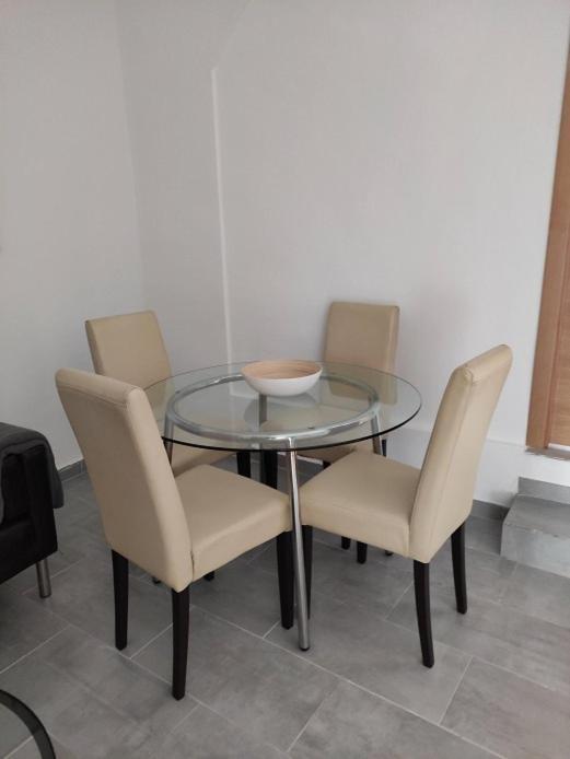Piso Acogedor Con Encanto Navas del Rey 外观 照片